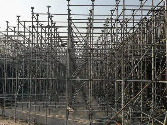 長春市誠信腳手架租賃 鋼管 翹板等